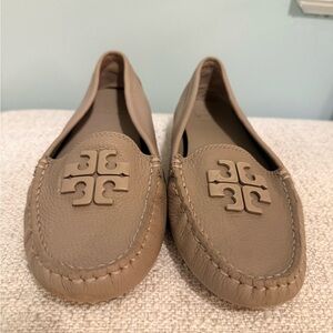 Tory Burch Beige Leather Flats